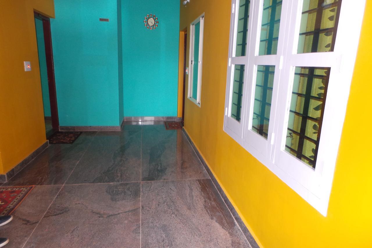 Iroomz Sri Vinayaka Comfort Virajpet Zewnętrze zdjęcie