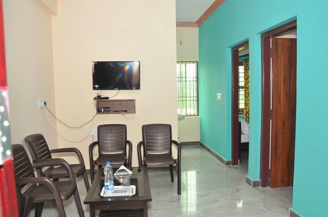 Iroomz Sri Vinayaka Comfort Virajpet Zewnętrze zdjęcie