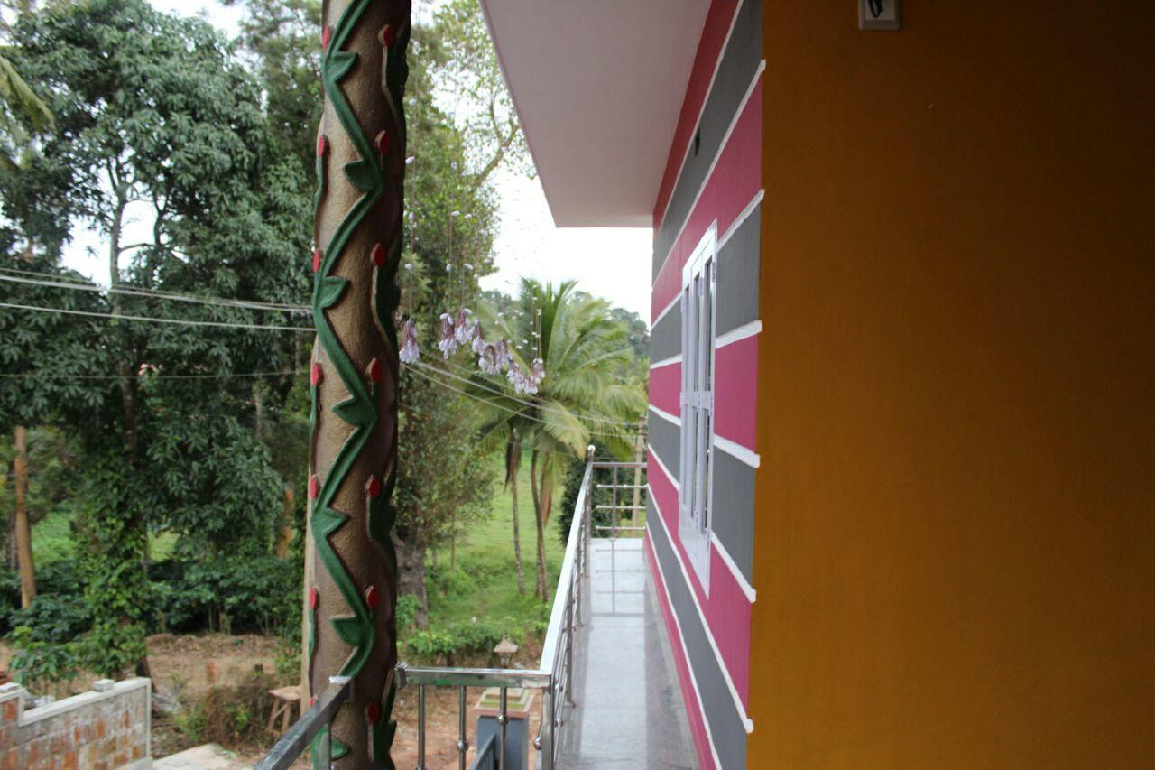 Iroomz Sri Vinayaka Comfort Virajpet Zewnętrze zdjęcie