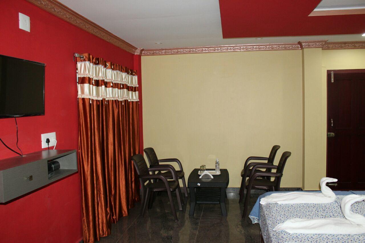 Iroomz Sri Vinayaka Comfort Virajpet Zewnętrze zdjęcie