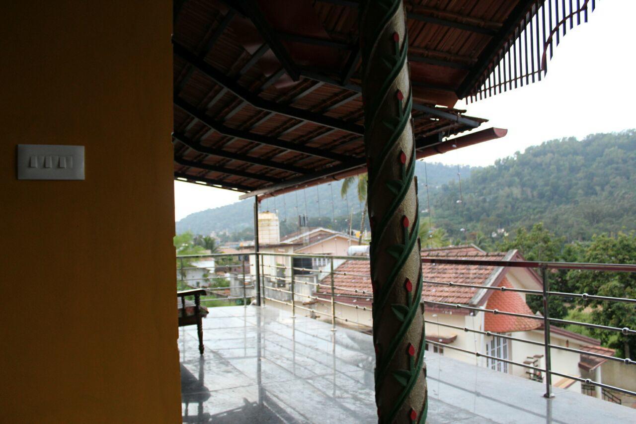 Iroomz Sri Vinayaka Comfort Virajpet Zewnętrze zdjęcie