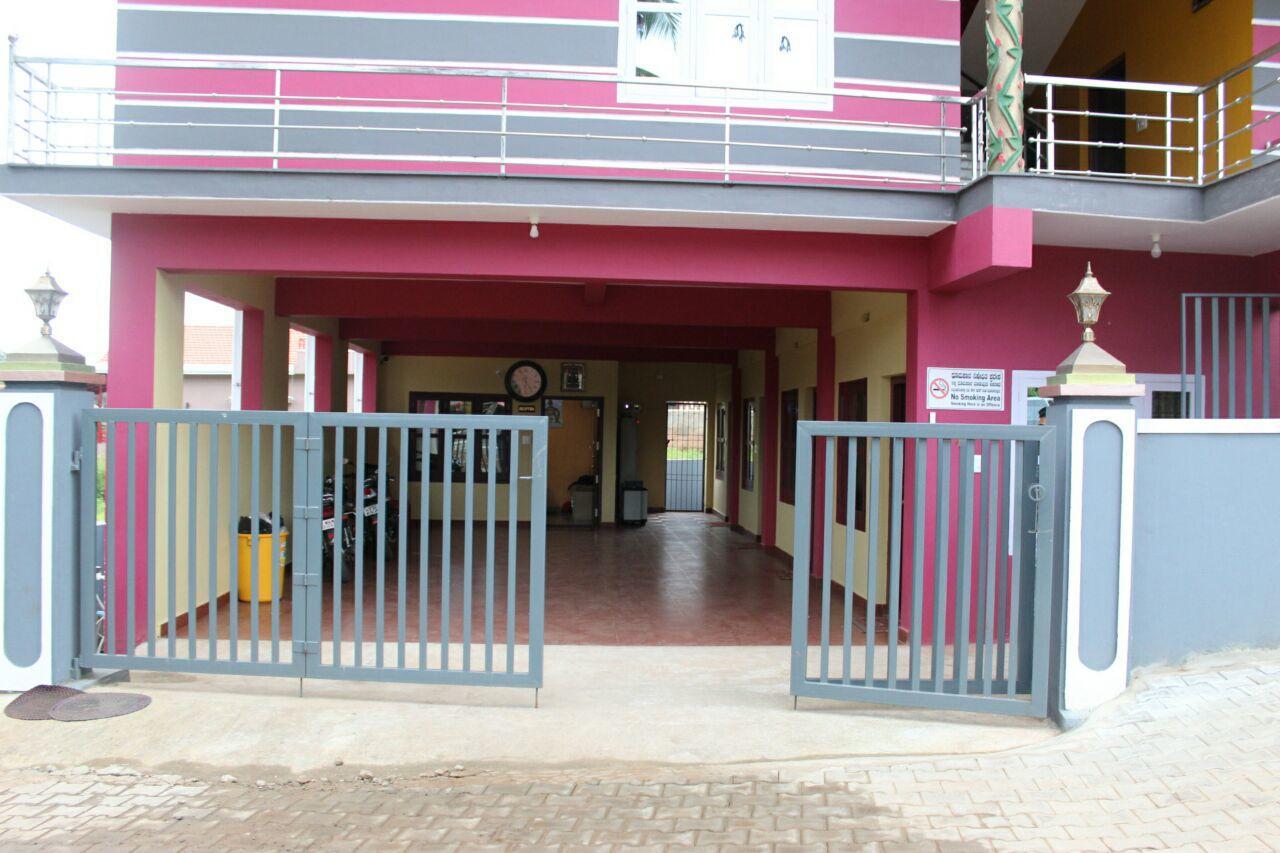 Iroomz Sri Vinayaka Comfort Virajpet Zewnętrze zdjęcie