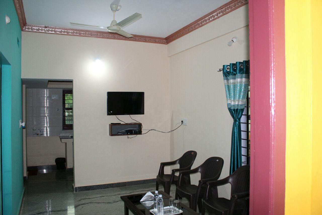 Iroomz Sri Vinayaka Comfort Virajpet Zewnętrze zdjęcie